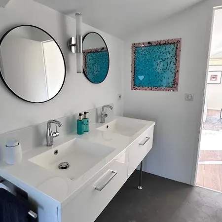 B&B Refuge Luxe - Boutique (adults Only) Saint-Martin-de-Lerm