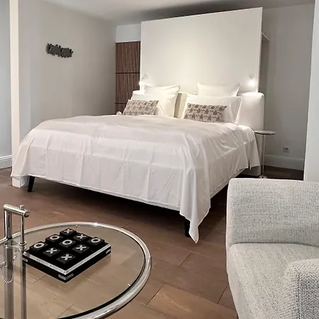 Refuge Luxe - Boutique (adults Only) Alojamento de Acomodação e Pequeno-almoço 3*